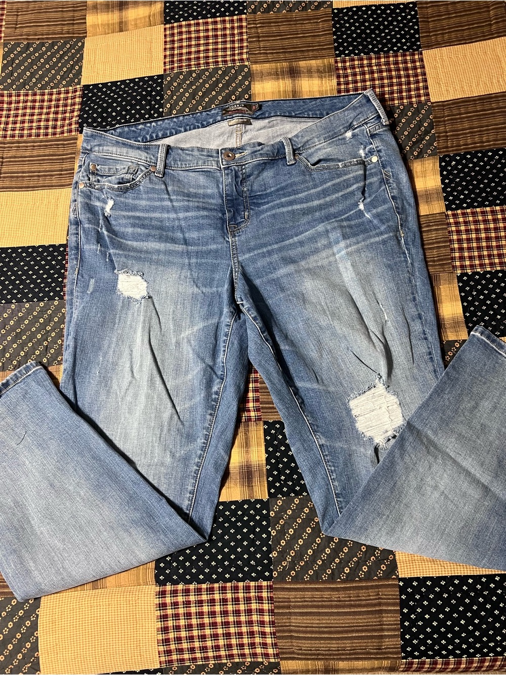 Torrid Stretch Boyfriend Straight Distressed Jeans Size 18R